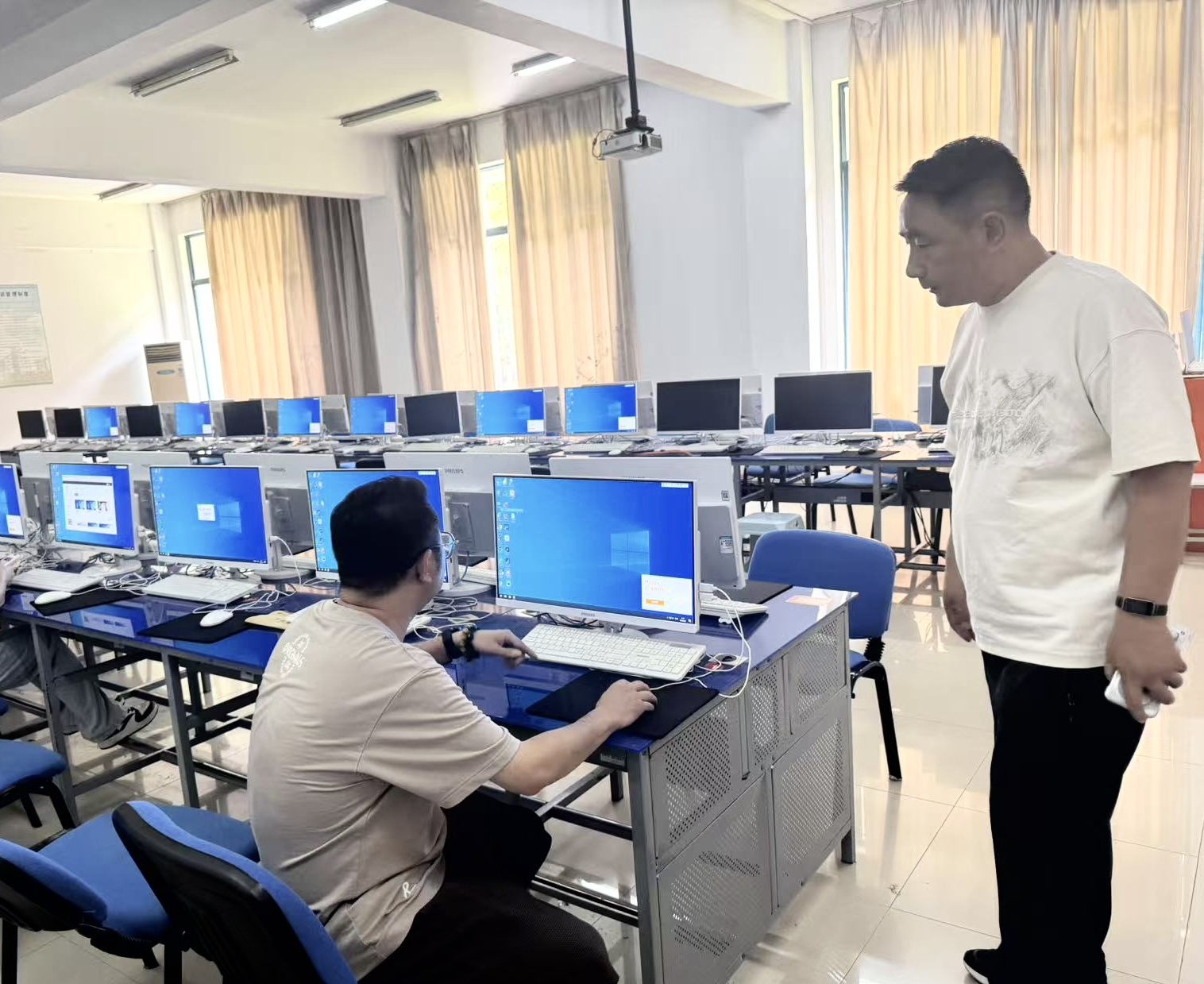 市财政局考办完成注册会计师全国...